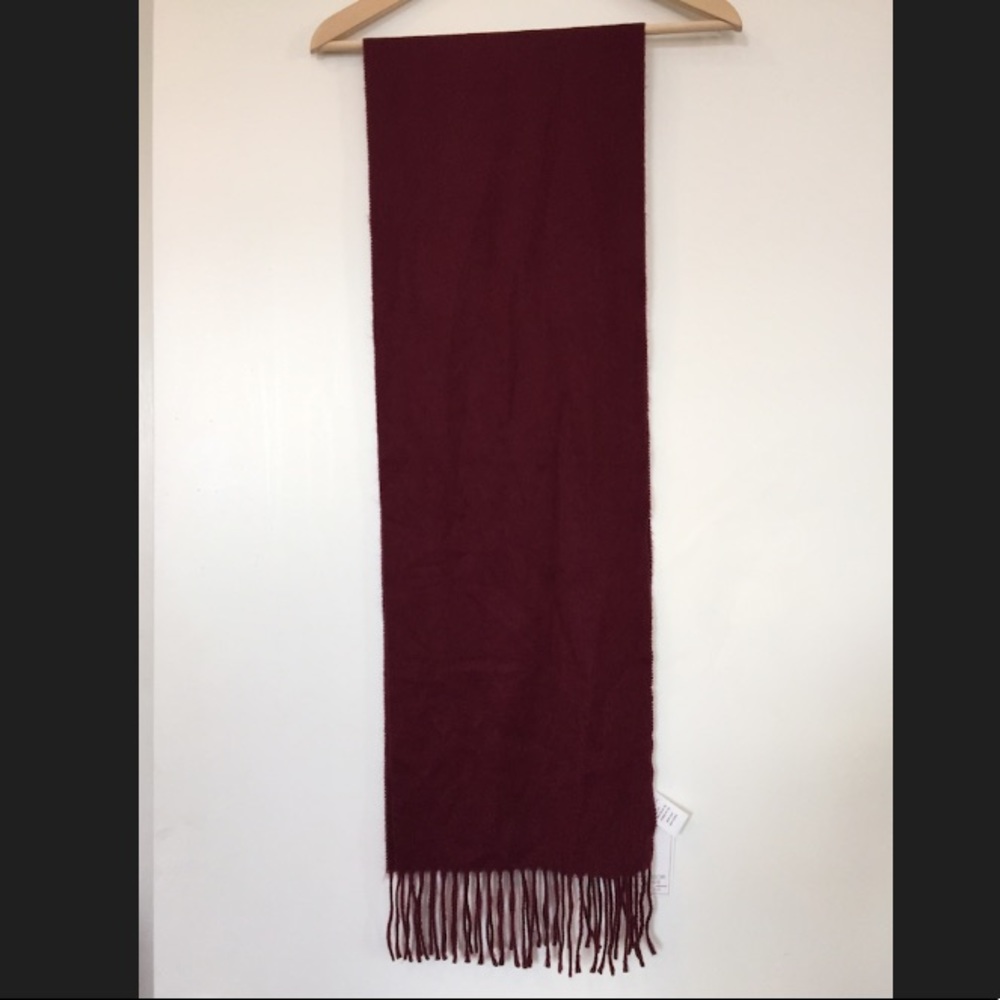 Super soft burgundy scarf made in Italy